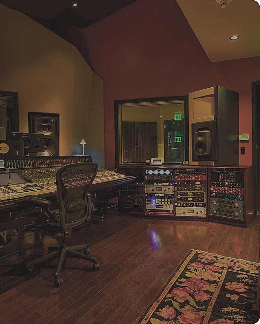 Bize katılın Acayip Sesler